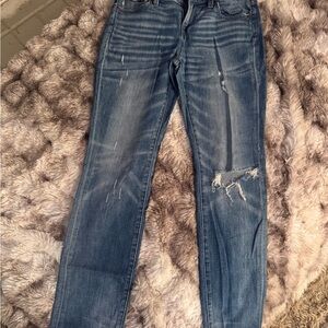 Stylish Blue Distressed Women Jeans